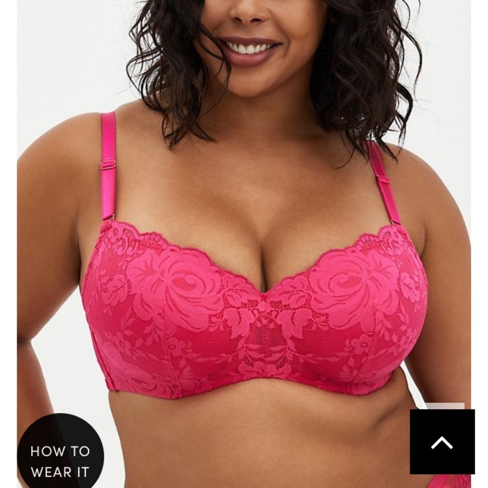 Torrid NWT 360 back smoothing Lace Bra